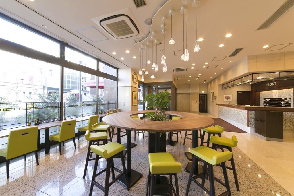 Hotel B's 3*