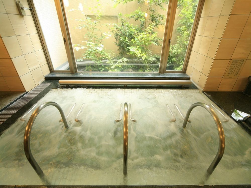 B's Hotel 3*